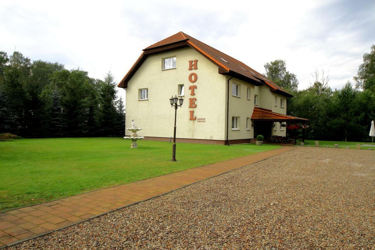 Restaurant & Hostel "Broadway" Kliniska Exteriér fotografie